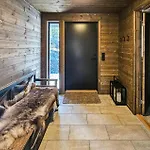 4 Bedroom Stunning In * Eggedal