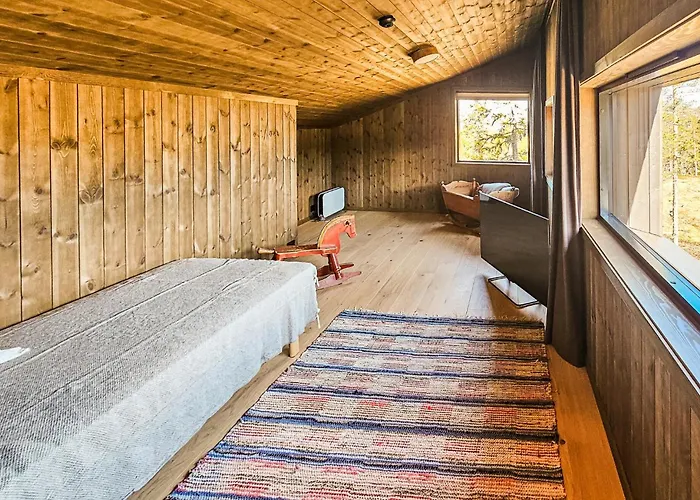 4 Bedroom Stunning In Semesterbostad