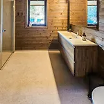 4 Bedroom Stunning In Hébergement de vacances